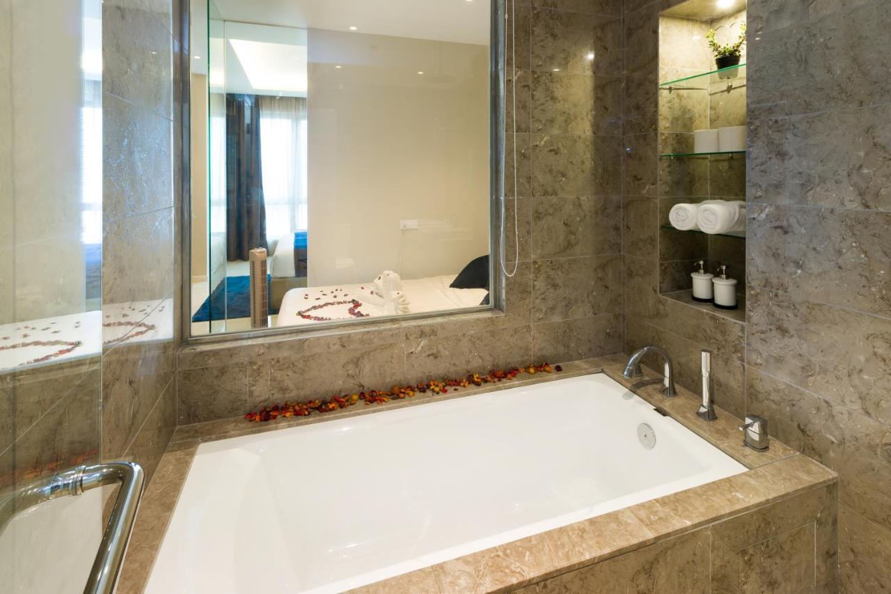 Hotel Dorsett Sri Hartamas Kl By Roam à Kuala Lumpur Extérieur photo