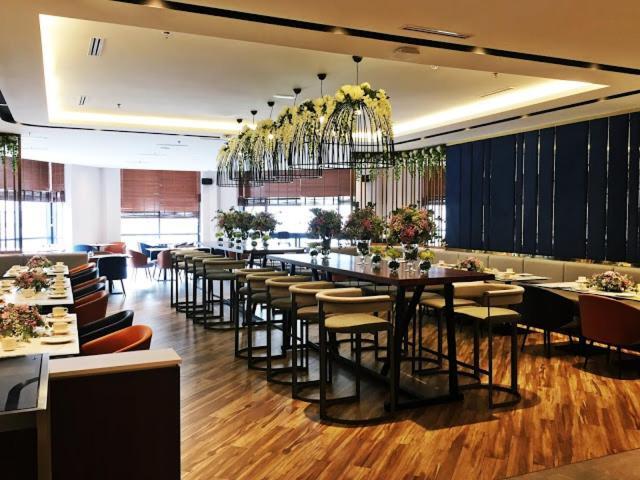 Hotel Dorsett Sri Hartamas Kl By Roam à Kuala Lumpur Extérieur photo